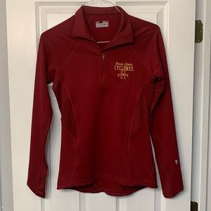 Iowa state UA Semi Fitted Cold Gear 1/2 zip  Semi-Fitted pullover